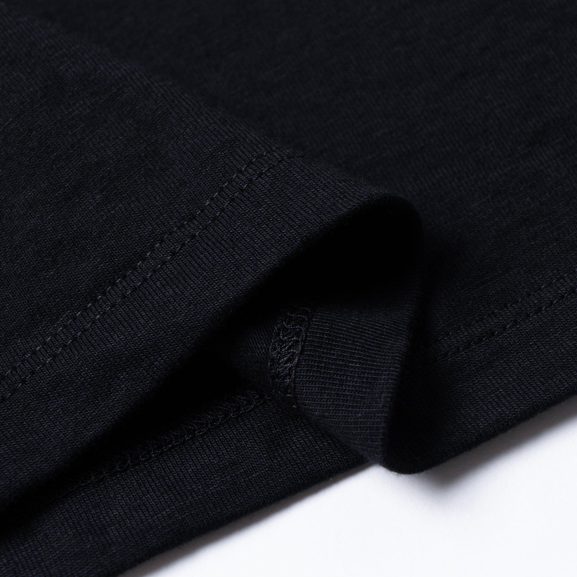 GUCCI Kaos Logo Seri Huruf, Unisex, COD '"    '"  G-15